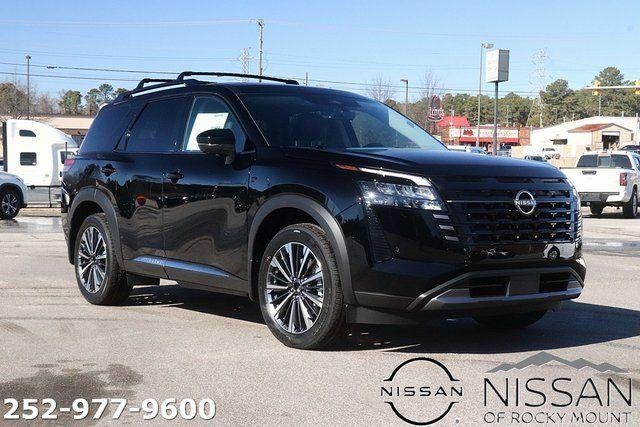 2026 Nissan Pathfinder Platinum 2WD