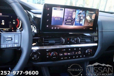 2026 Nissan Pathfinder Platinum 2WD