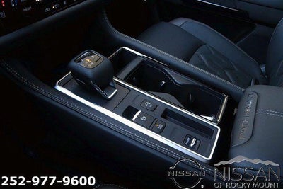 2026 Nissan Pathfinder Platinum 2WD