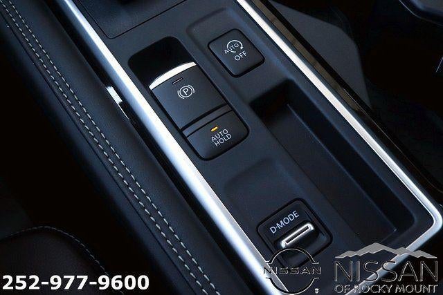 2026 Nissan Pathfinder Platinum 2WD