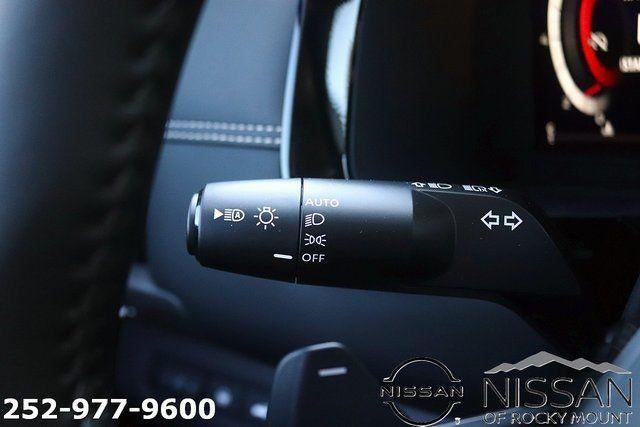 2026 Nissan Pathfinder Platinum 2WD