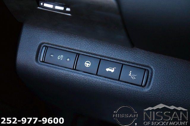 2026 Nissan Pathfinder Platinum 2WD
