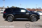 2026 Nissan Pathfinder Platinum 2WD