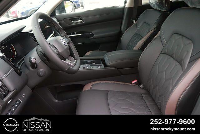 2026 Nissan Pathfinder Platinum 2WD
