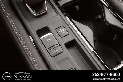 2026 Nissan Pathfinder Platinum 2WD