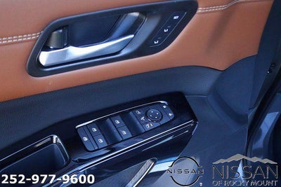 2026 Nissan Pathfinder Platinum 2WD