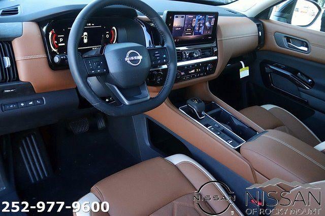 2026 Nissan Pathfinder Platinum 2WD