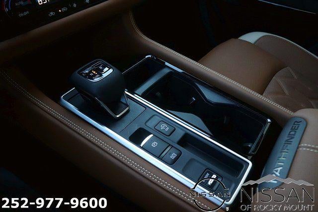 2026 Nissan Pathfinder Platinum 2WD