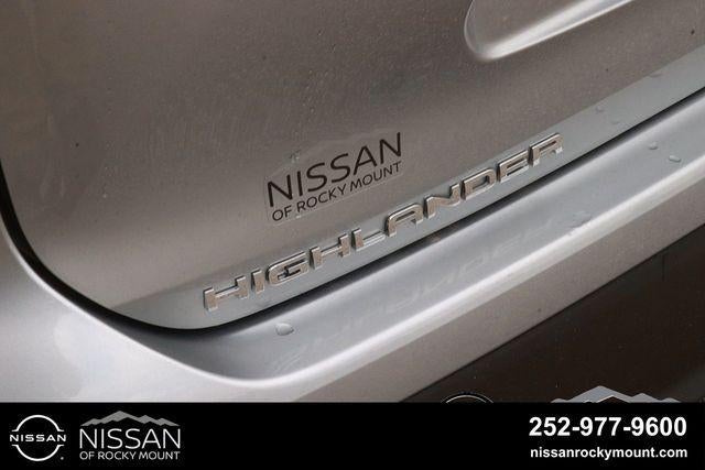 2023 Toyota Highlander XLE FWD (Natl)