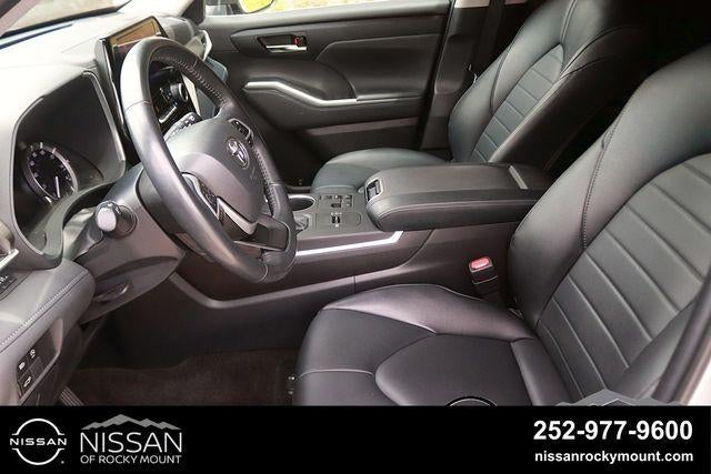 2023 Toyota Highlander XLE FWD (Natl)