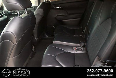 2023 Toyota Highlander XLE FWD (Natl)