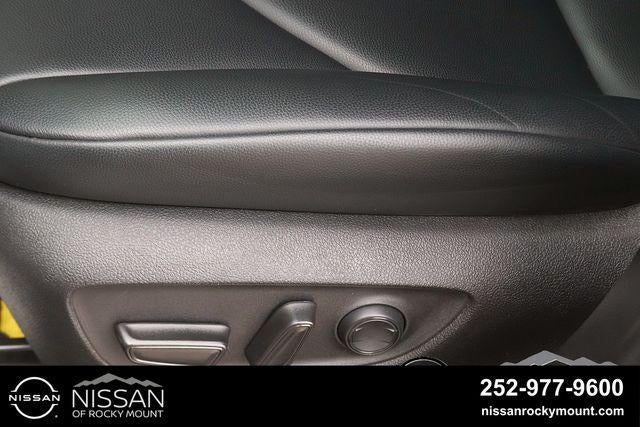 2023 Toyota Highlander XLE FWD (Natl)