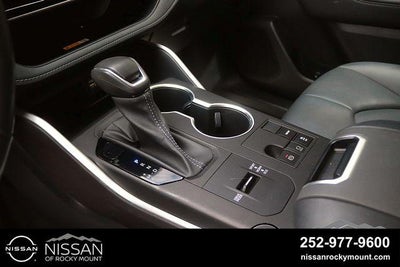 2023 Toyota Highlander XLE FWD (Natl)