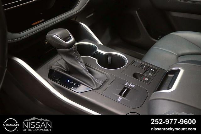 2023 Toyota Highlander XLE FWD (Natl)