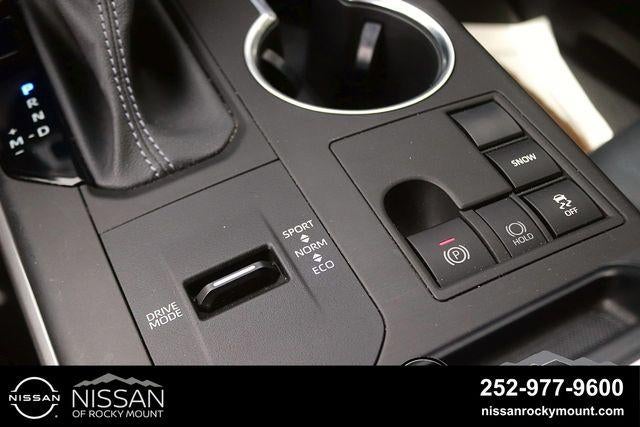 2023 Toyota Highlander XLE FWD (Natl)