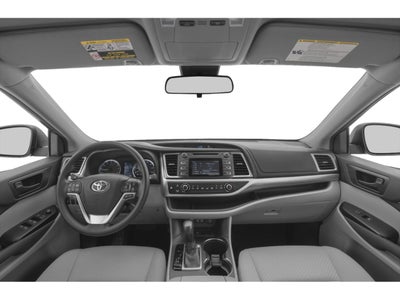 2019 Toyota Highlander LE I4 FWD (Natl)
