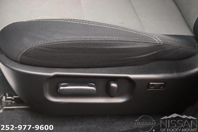 2020 Toyota Tacoma 4WD 4WD TRD Sport Double Cab 5' Bed V6 MT (Natl)