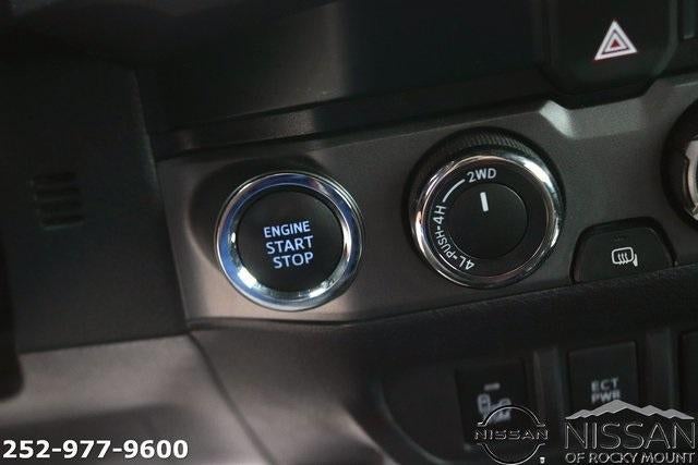 2020 Toyota Tacoma 4WD 4WD TRD Sport Double Cab 5' Bed V6 MT (Natl)