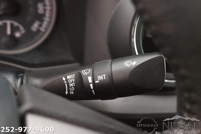 2020 Toyota Tacoma 4WD 4WD TRD Sport Double Cab 5' Bed V6 MT (Natl)