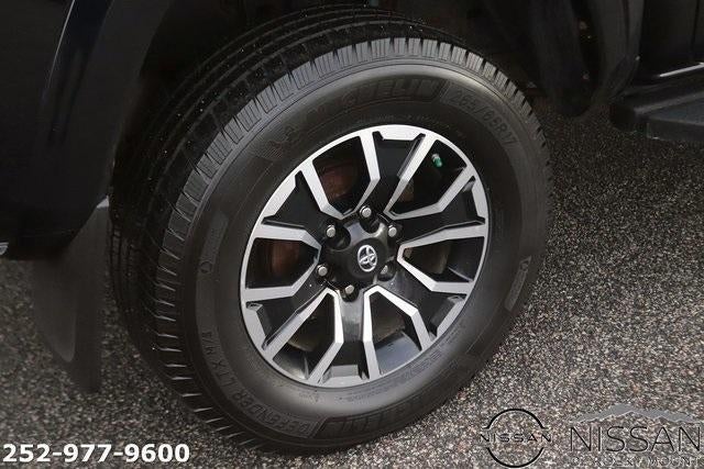 2020 Toyota Tacoma 4WD 4WD TRD Sport Double Cab 5' Bed V6 MT (Natl)