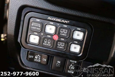 2020 Toyota Tacoma 4WD 4WD TRD Off Road Double Cab 5' Bed V6 AT (Natl)