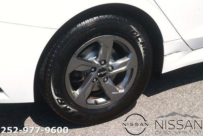 2023 Kia K5 LXS Auto FWD