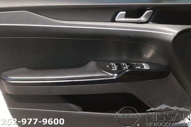 2023 Kia K5 LXS Auto FWD