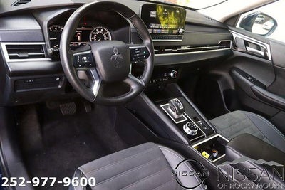 2024 Mitsubishi Outlander SE FWD
