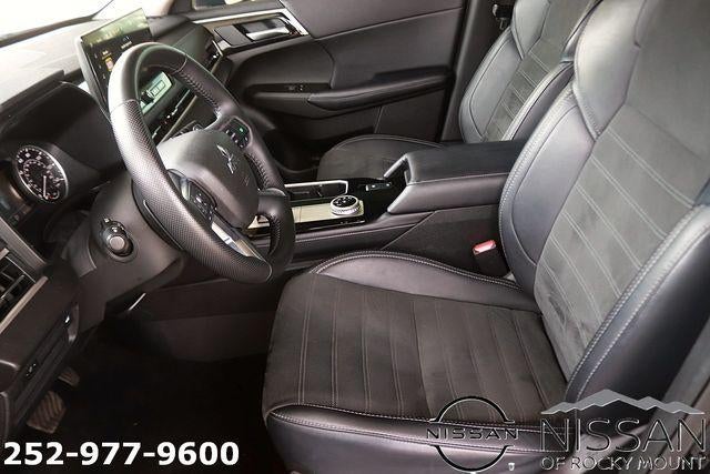 2025 Mitsubishi Outlander SE FWD