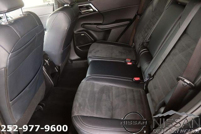 2025 Mitsubishi Outlander SE FWD