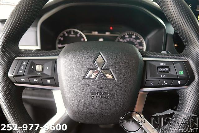 2025 Mitsubishi Outlander SE FWD