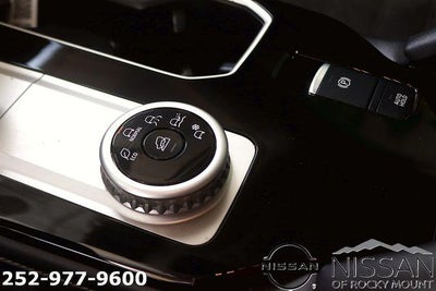 2025 Mitsubishi Outlander SE FWD