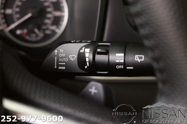 2025 Mitsubishi Outlander SE FWD