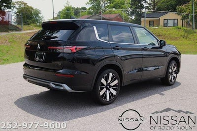 2025 Mitsubishi Outlander SE FWD
