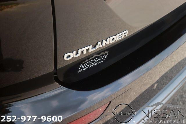 2025 Mitsubishi Outlander SE FWD