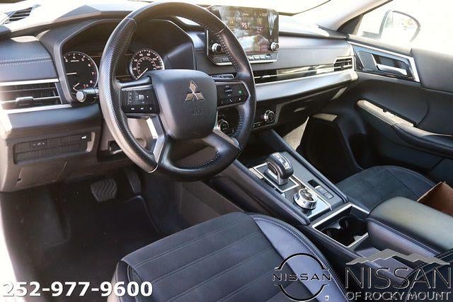 2024 Mitsubishi Outlander SE FWD