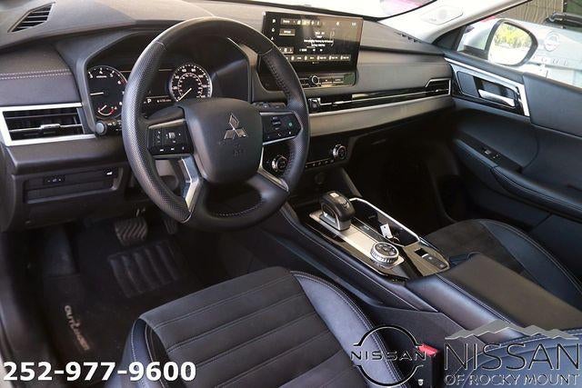 2025 Mitsubishi Outlander SE S-AWC