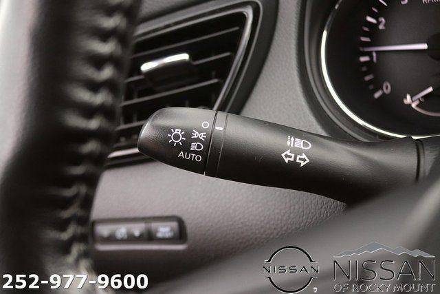 2022 Nissan Rogue Sport AWD SL