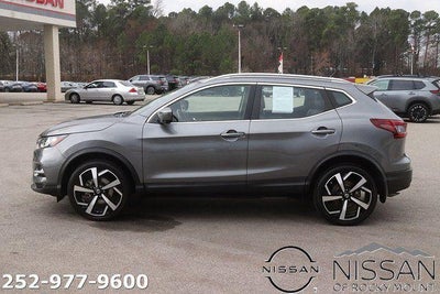 2022 Nissan Rogue Sport AWD SL