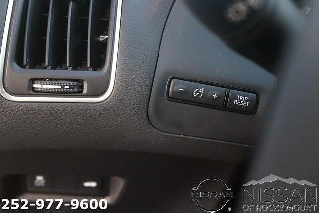 2023 INFINITI Q50 LUXE AWD