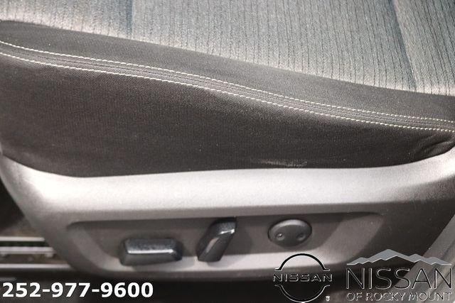 2021 Nissan Rogue FWD SV