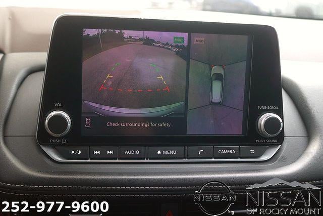 2021 Nissan Rogue FWD SV
