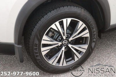 2021 Nissan Rogue FWD SV