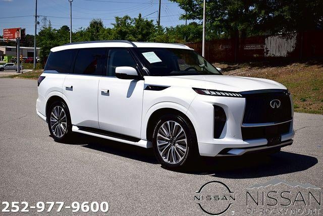 2025 INFINITI QX80 LUXE AWD