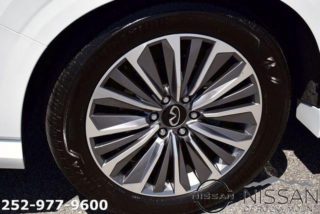 2025 INFINITI QX80 LUXE AWD