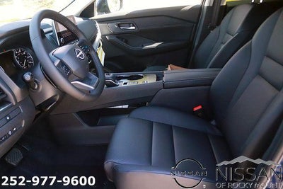 2026 Nissan Rogue 2026.5 FWD Dark Armor