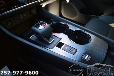 2026 Nissan Rogue 2026.5 FWD Dark Armor