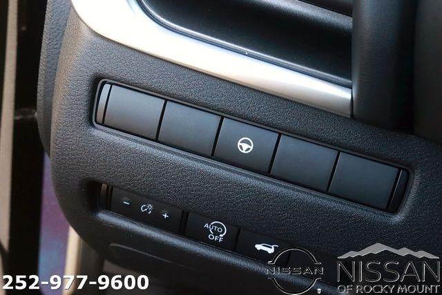 2026 Nissan Rogue 2026.5 FWD Dark Armor