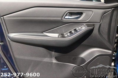 2026 Nissan Rogue 2026.5 FWD Dark Armor