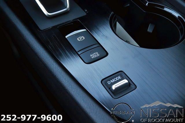 2026 Nissan Rogue 2026.5 FWD Dark Armor